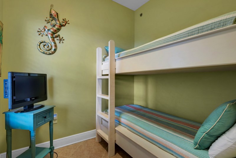 Bonus bunk room has built in bunks and a tv for watching dvds