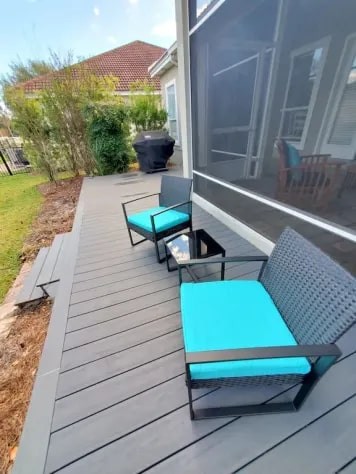 Outdoor deck with gas grill