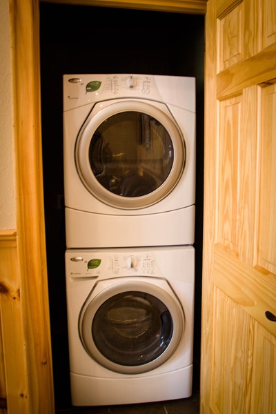 Washer/dryer in game room